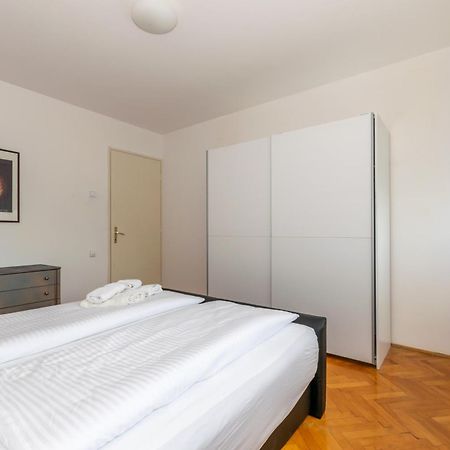 Apartment Omiska Split Bagian luar foto