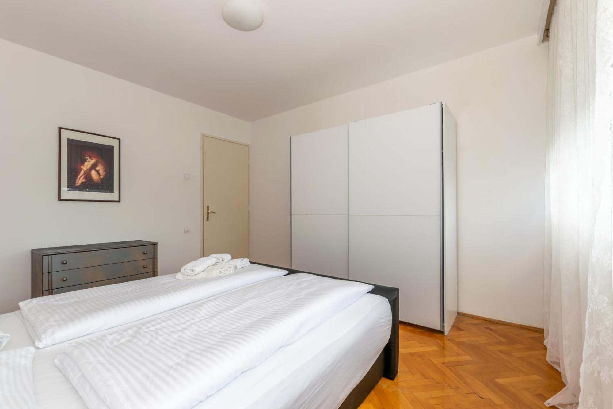 Apartment Omiska Split Bagian luar foto