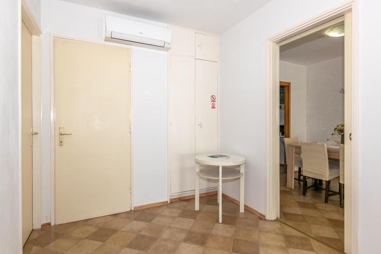 Apartment Omiska Split Bagian luar foto